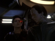 extant_StarTrek_DS9_5x26-CallToArms_02750.jpg