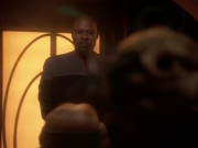 extant_StarTrek_DS9_5x26-CallToArms_03138.jpg