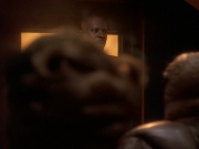 extant_StarTrek_DS9_5x26-CallToArms_03139.jpg