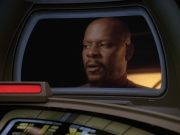 extant_StarTrek_DS9_5x26-CallToArms_03159.jpg