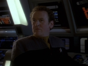 extant_StarTrek_DS9_5x26-CallToArms_03475.jpg