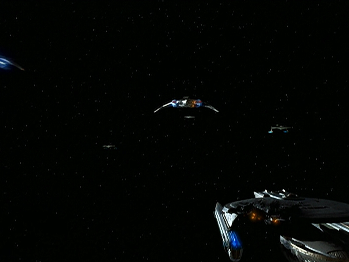 extant_StarTrek_DS9_6x01-ATimeToStand_00172.jpg