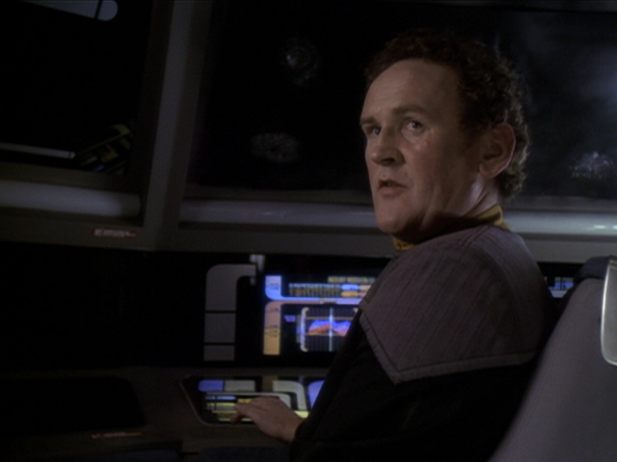 extant_StarTrek_DS9_6x01-ATimeToStand_00201.jpg