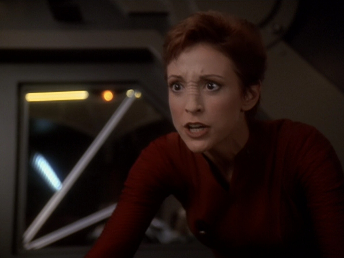 extant_StarTrek_DS9_6x01-ATimeToStand_03055.jpg