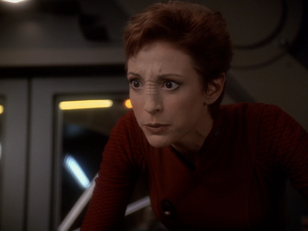 extant_StarTrek_DS9_6x01-ATimeToStand_03068.jpg