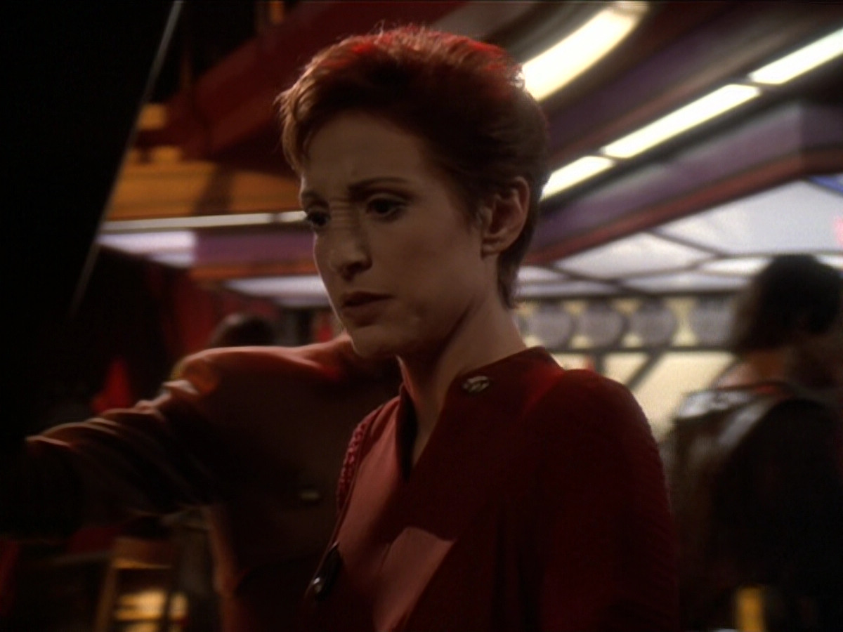 extant_StarTrek_DS9_6x01-ATimeToStand_03235.jpg
