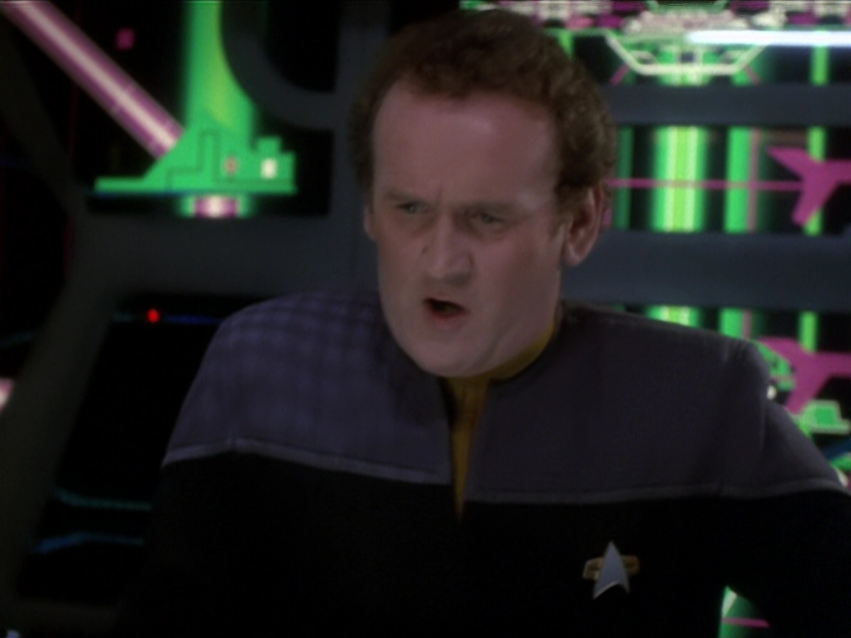 extant_StarTrek_DS9_6x01-ATimeToStand_03633.jpg