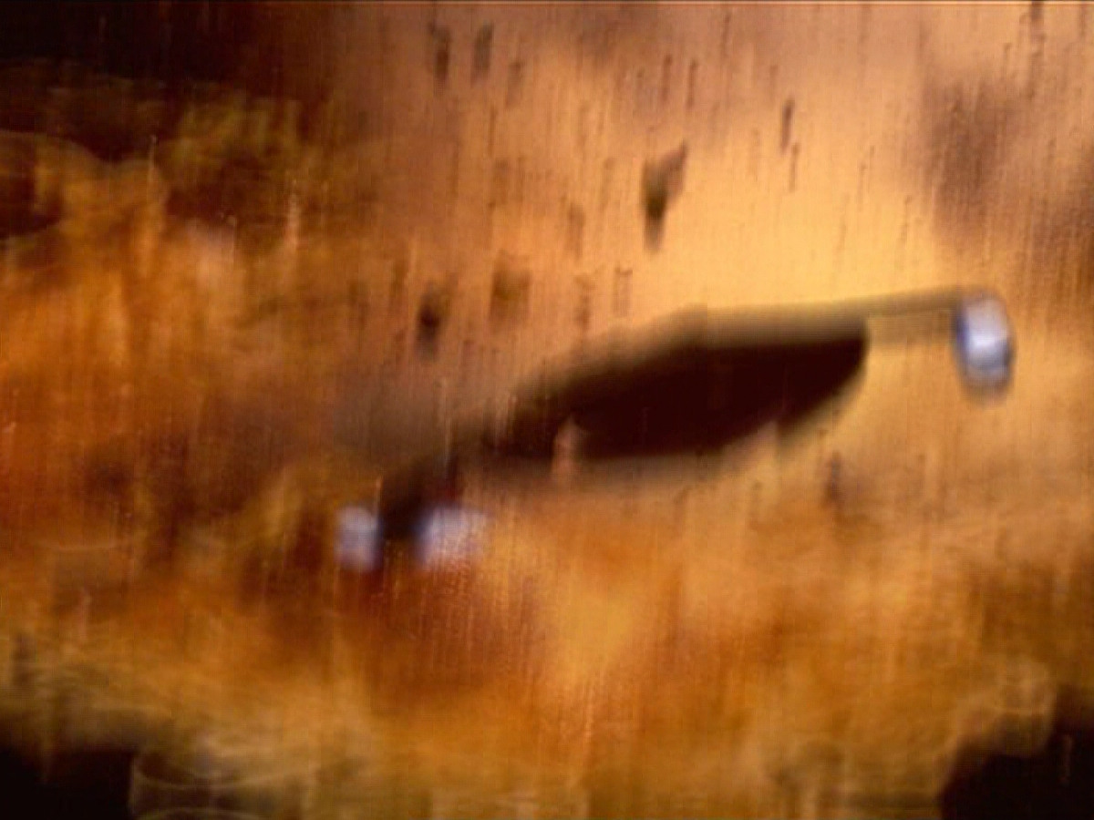 extant_StarTrek_DS9_6x01-ATimeToStand_03644.jpg