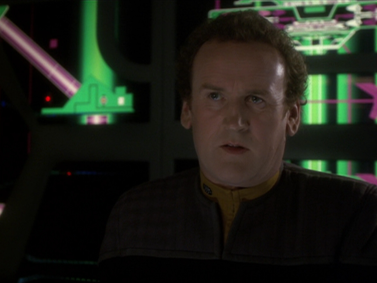 extant_StarTrek_DS9_6x01-ATimeToStand_03704.jpg