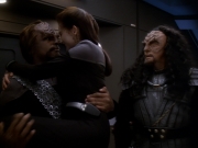 Filename=extant_StarTrek_DS9_6x01-ATimeToStand_00431.jpg
Filesize=137KiB
Dimensions=1200x900
Date added=Jan 07, 2020 extant_StarTrek_DS9_6x01-ATimeToStand_00431.jpg