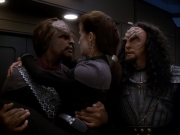 Filename=extant_StarTrek_DS9_6x01-ATimeToStand_00437.jpg
Filesize=147KiB
Dimensions=1200x900
Date added=Jan 07, 2020 extant_StarTrek_DS9_6x01-ATimeToStand_00437.jpg
