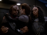 Filename=extant_StarTrek_DS9_6x01-ATimeToStand_00441.jpg
Filesize=151KiB
Dimensions=1200x900
Date added=Jan 07, 2020 extant_StarTrek_DS9_6x01-ATimeToStand_00441.jpg