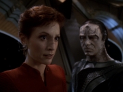 extant_StarTrek_DS9_6x01-ATimeToStand_00917.jpg