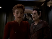extant_StarTrek_DS9_6x01-ATimeToStand_01014.jpg