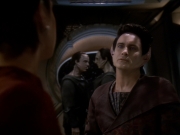 extant_StarTrek_DS9_6x01-ATimeToStand_01016.jpg