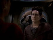 extant_StarTrek_DS9_6x01-ATimeToStand_01022.jpg