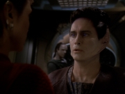 extant_StarTrek_DS9_6x01-ATimeToStand_01033.jpg