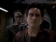 extant_StarTrek_DS9_6x01-ATimeToStand_01061.jpg