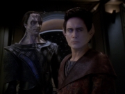 extant_StarTrek_DS9_6x01-ATimeToStand_01096.jpg