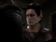 extant_StarTrek_DS9_6x01-ATimeToStand_01103.jpg