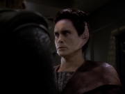 extant_StarTrek_DS9_6x01-ATimeToStand_01104.jpg