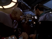extant_StarTrek_DS9_6x01-ATimeToStand_02773.jpg