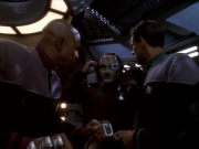 extant_StarTrek_DS9_6x01-ATimeToStand_02774.jpg