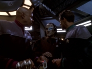 extant_StarTrek_DS9_6x01-ATimeToStand_02776.jpg