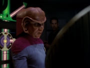 extant_StarTrek_DS9_6x01-ATimeToStand_02790.jpg