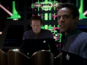 extant_StarTrek_DS9_6x01-ATimeToStand_02820.jpg