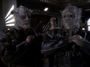 Filename=extant_StarTrek_DS9_6x01-ATimeToStand_03092.jpg
Filesize=166KiB
Dimensions=1200x900
Date added=Jan 07, 2020 extant_StarTrek_DS9_6x01-ATimeToStand_03092.jpg