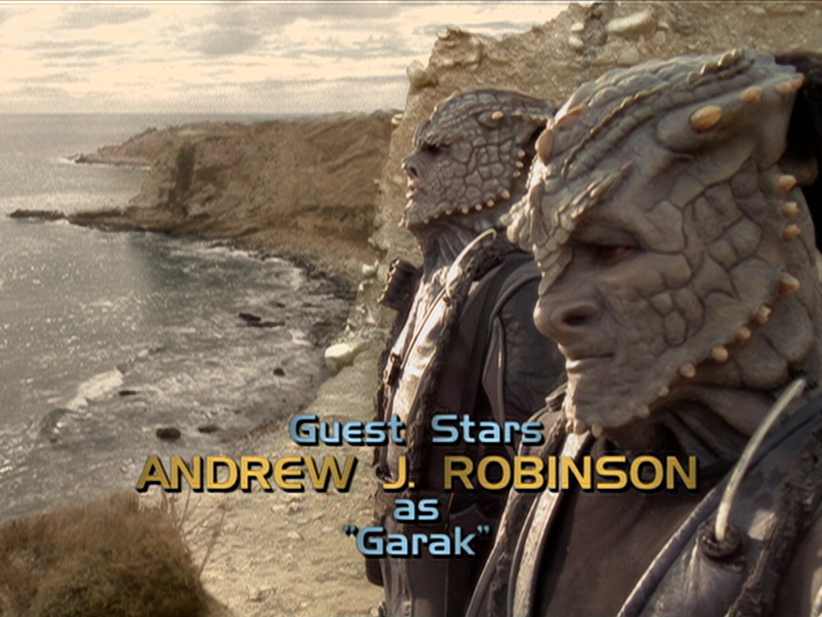 extant_StarTrek_DS9_6x02-RocksAndShoals_00365.jpg
