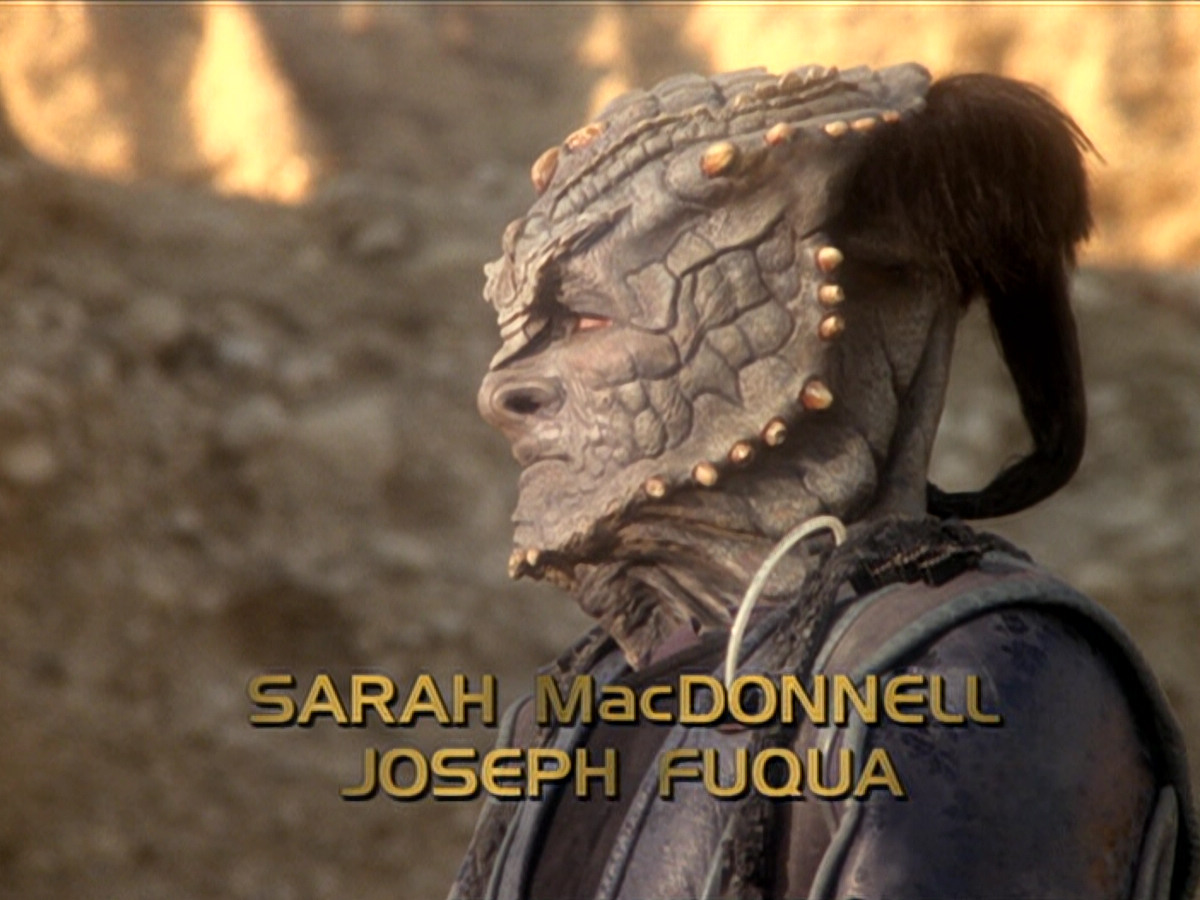 extant_StarTrek_DS9_6x02-RocksAndShoals_00419.jpg