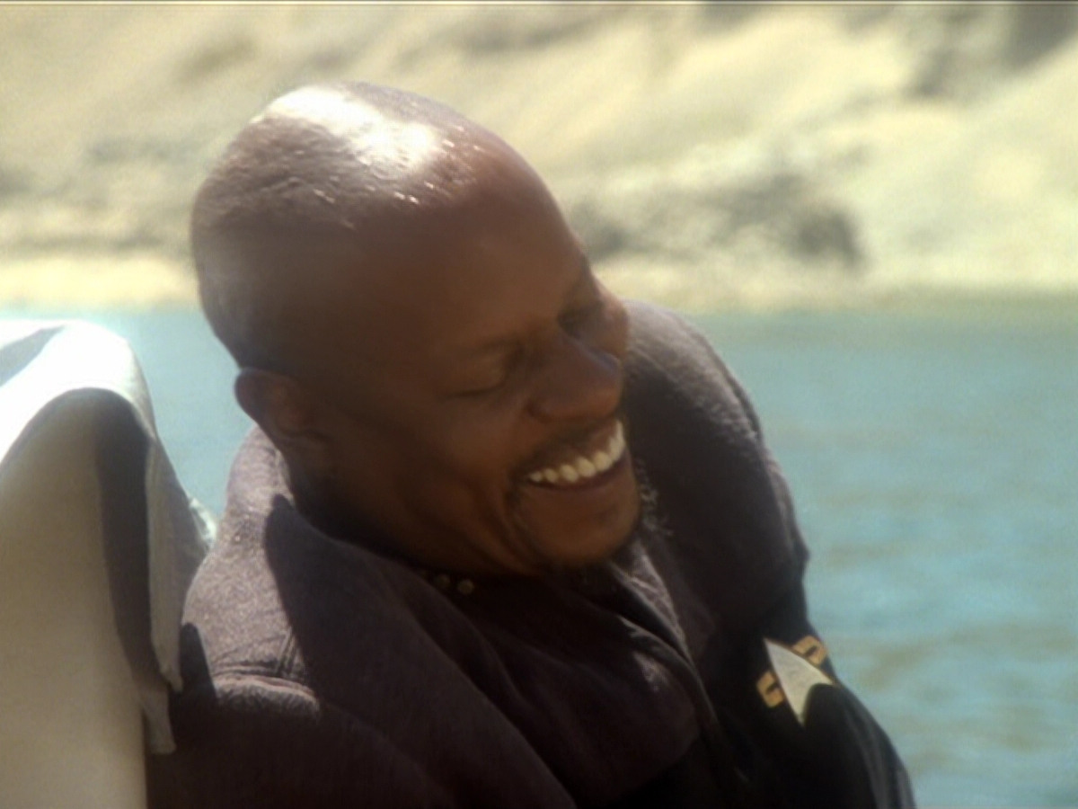 extant_StarTrek_DS9_6x02-RocksAndShoals_00592.jpg