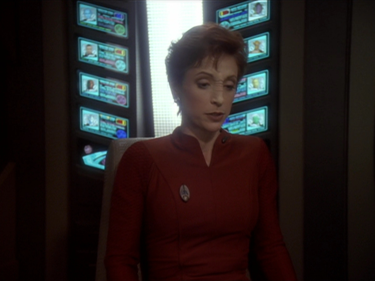 extant_StarTrek_DS9_6x02-RocksAndShoals_01328.jpg