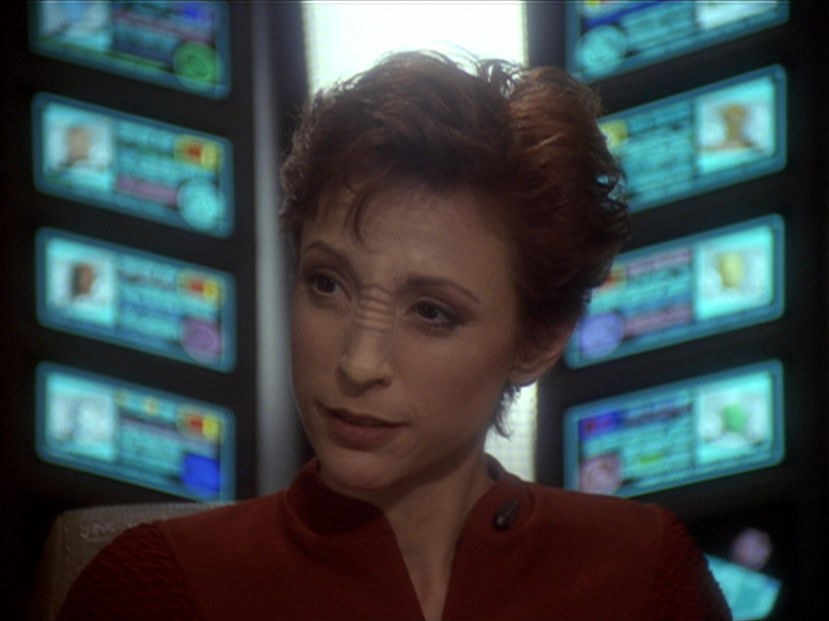 extant_StarTrek_DS9_6x02-RocksAndShoals_01393.jpg