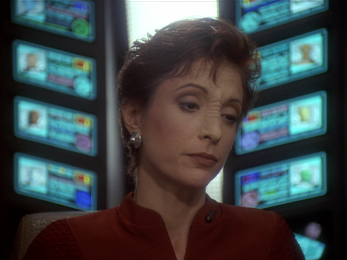 extant_StarTrek_DS9_6x02-RocksAndShoals_01411.jpg