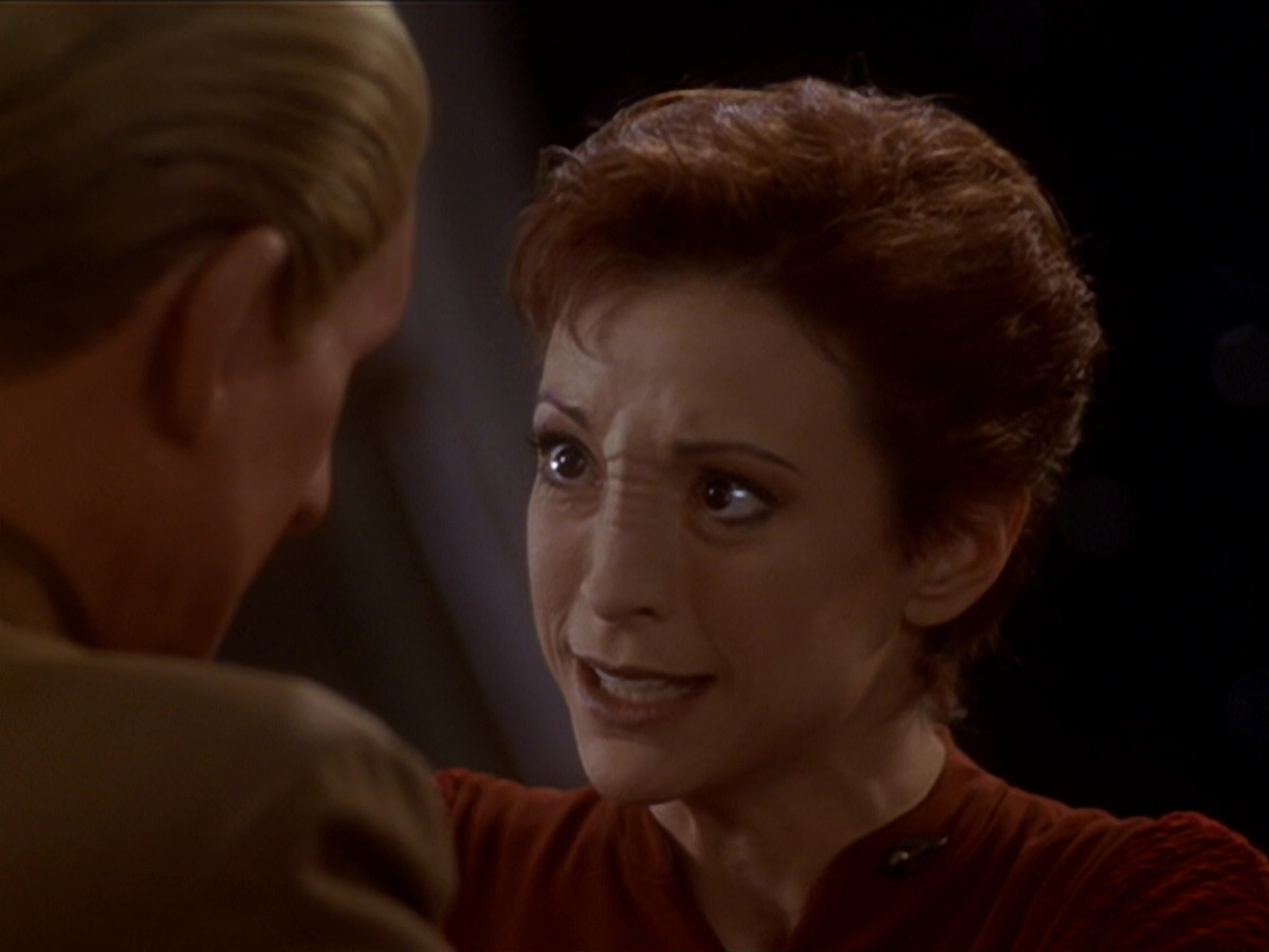 extant_StarTrek_DS9_6x02-RocksAndShoals_03170.jpg
