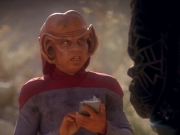 extant_StarTrek_DS9_6x02-RocksAndShoals_01022.jpg