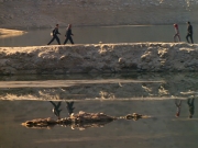 extant_StarTrek_DS9_6x02-RocksAndShoals_02382.jpg