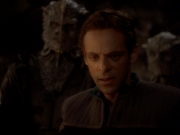 extant_StarTrek_DS9_6x02-RocksAndShoals_02505.jpg