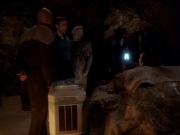 Filename=extant_StarTrek_DS9_6x02-RocksAndShoals_02705.jpg
Filesize=150KiB
Dimensions=1200x900
Date added=Jan 07, 2020 extant_StarTrek_DS9_6x02-RocksAndShoals_02705.jpg