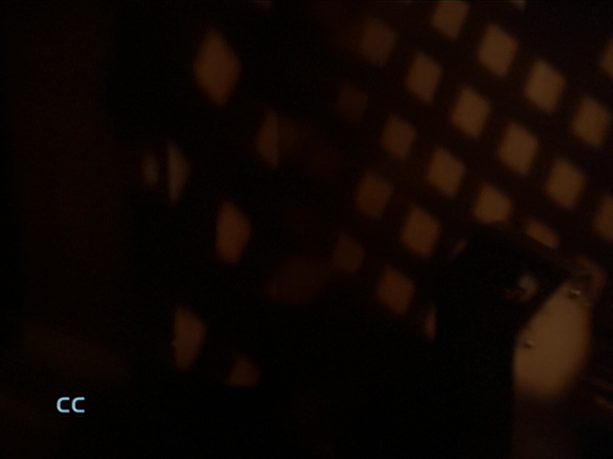 extant_StarTrek_DS9_6x03-SonsAndDaughters_00004.jpg