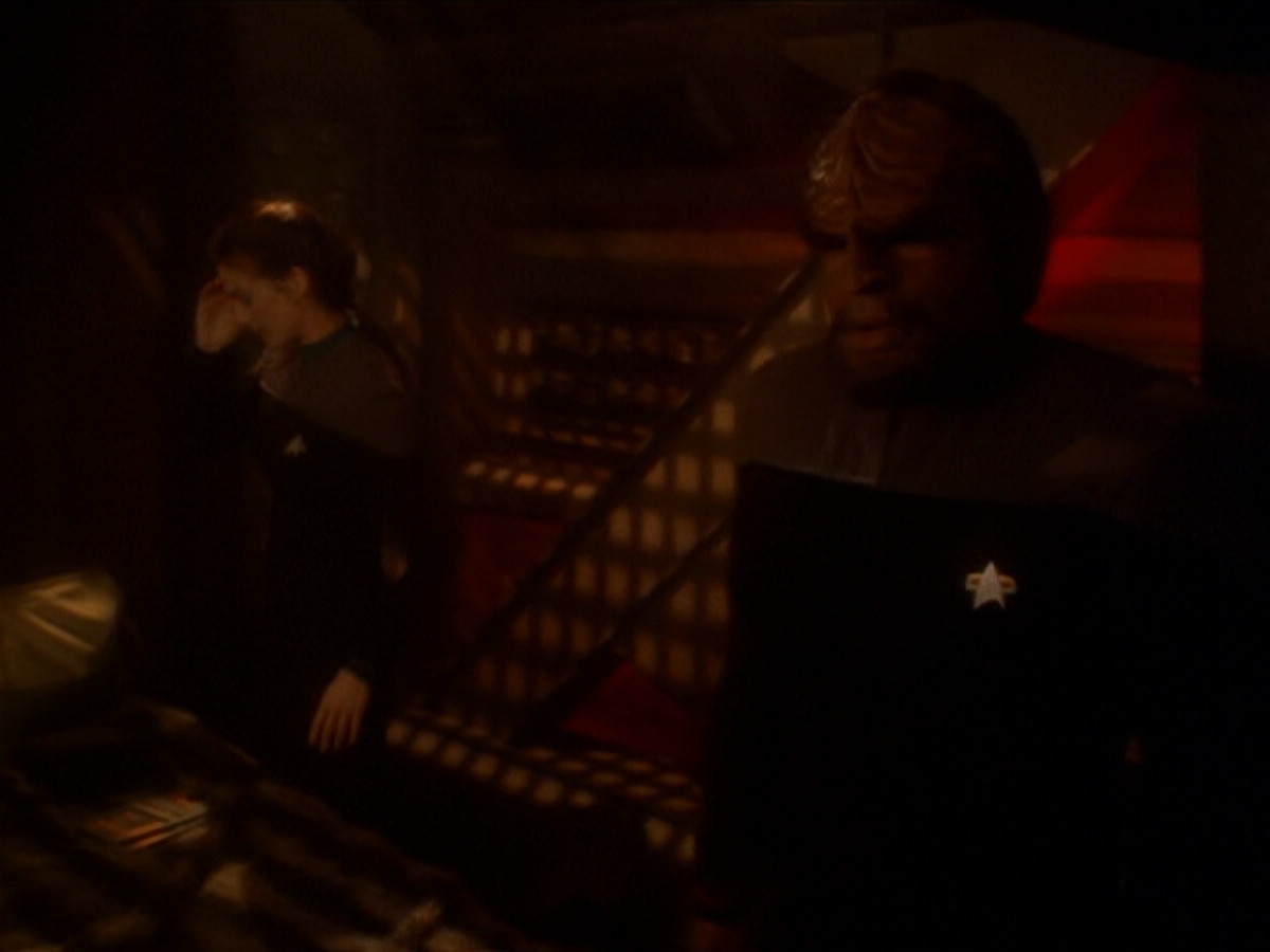 extant_StarTrek_DS9_6x03-SonsAndDaughters_00064.jpg