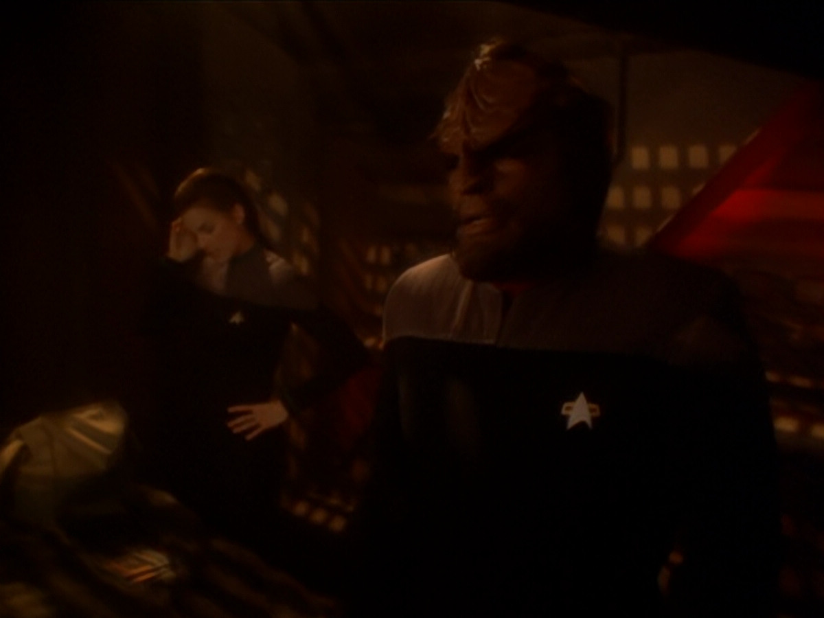extant_StarTrek_DS9_6x03-SonsAndDaughters_00065.jpg