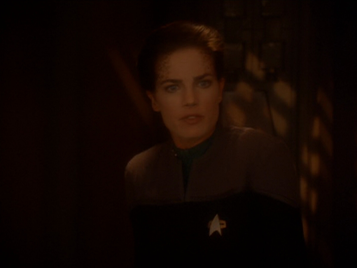 extant_StarTrek_DS9_6x03-SonsAndDaughters_00111.jpg