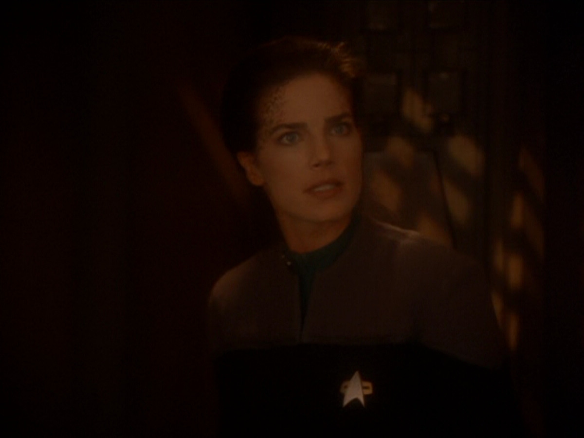 extant_StarTrek_DS9_6x03-SonsAndDaughters_00112.jpg