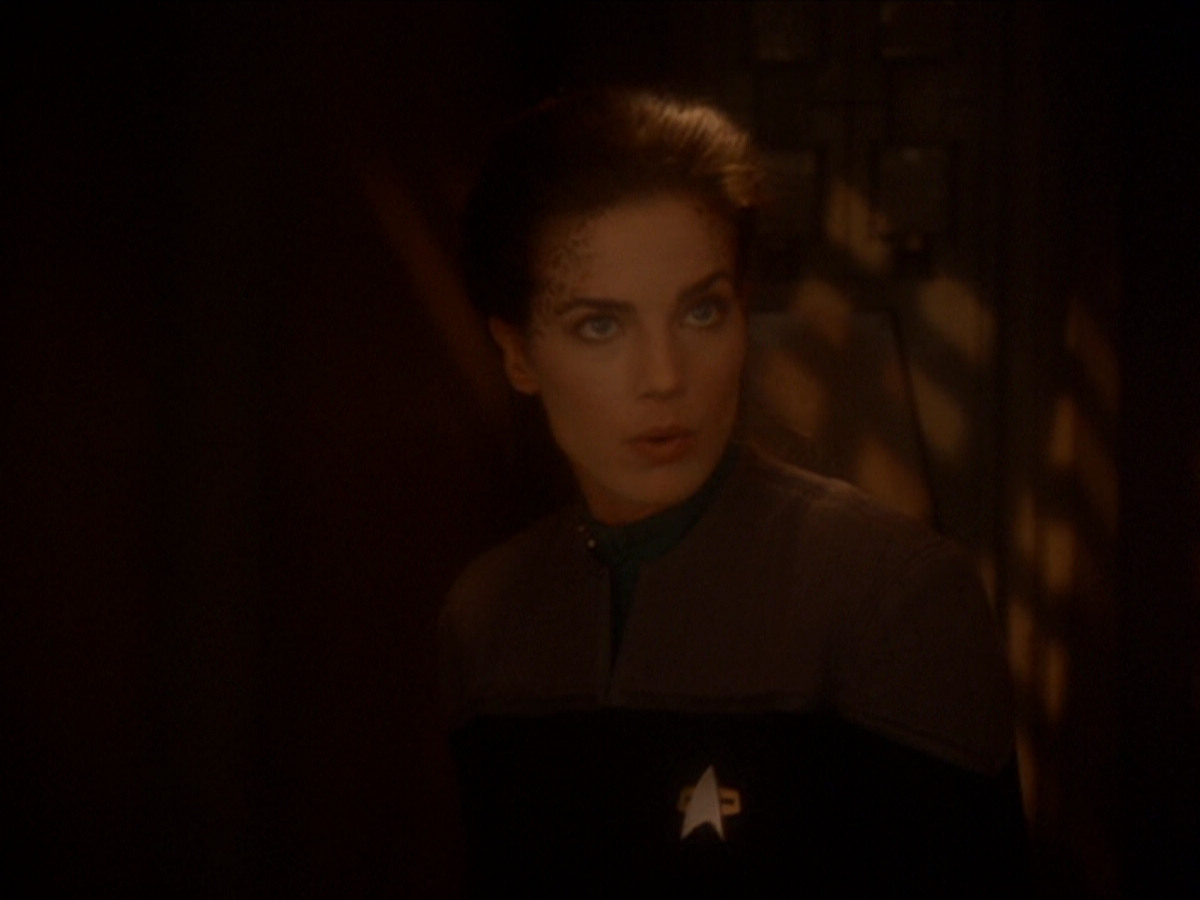 extant_StarTrek_DS9_6x03-SonsAndDaughters_00114.jpg