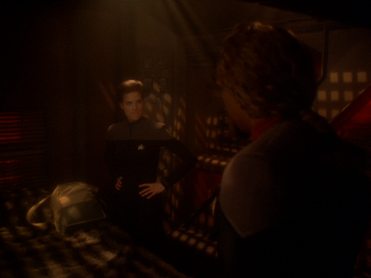 extant_StarTrek_DS9_6x03-SonsAndDaughters_00120.jpg