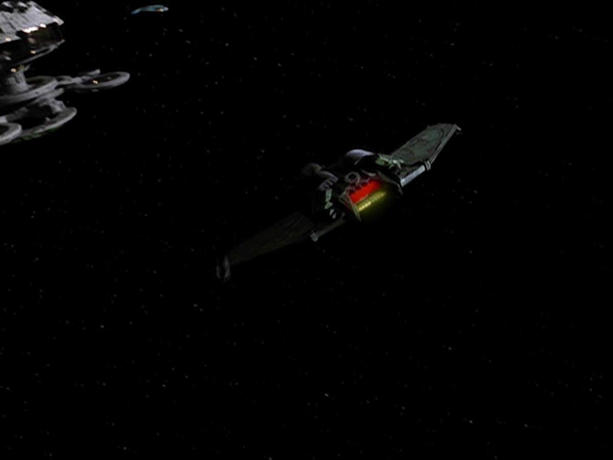 extant_StarTrek_DS9_6x03-SonsAndDaughters_00160.jpg